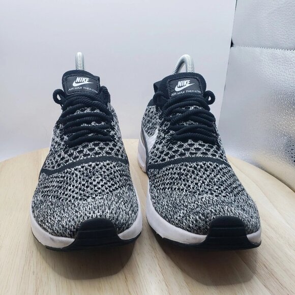 Nike Air Max Thea Ultra Flyknit Black & White Tennis Shoes Women's U.S Size 7.5 - Picture 4 of 7